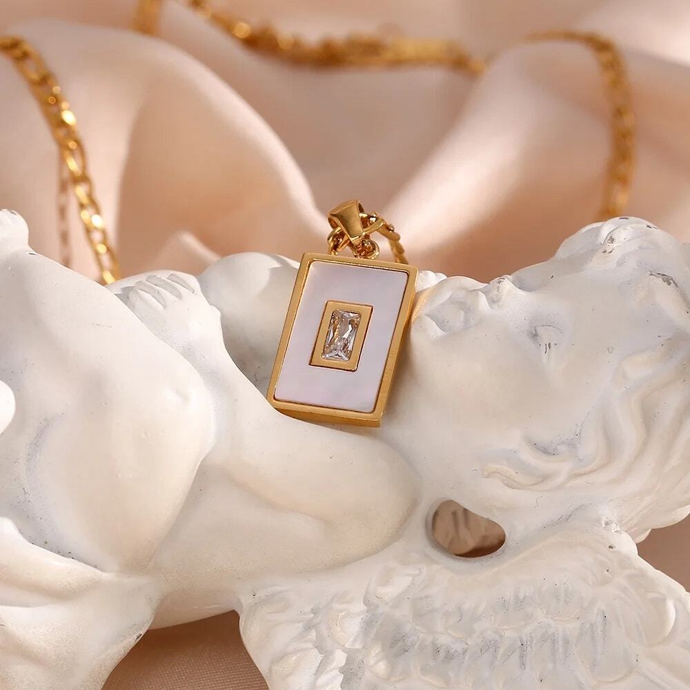 White Shell Vintage Rectangle Acrylic Zircon Pendant Necklace 18K Gold Plated - Picture 4 of 8